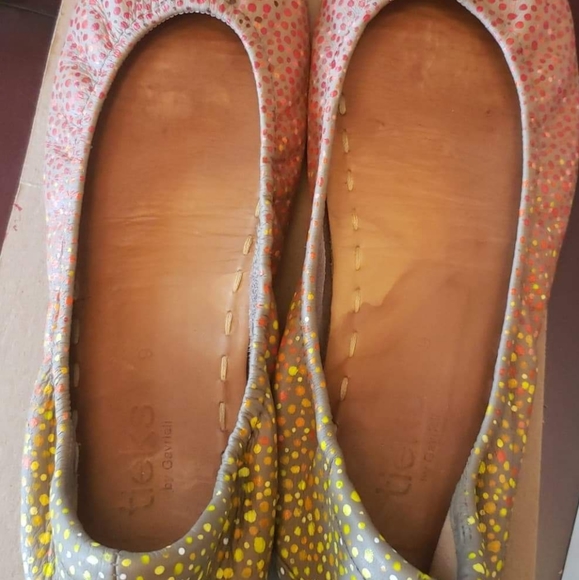 Custom Toscani inspired tieks - Picture 3 of 3